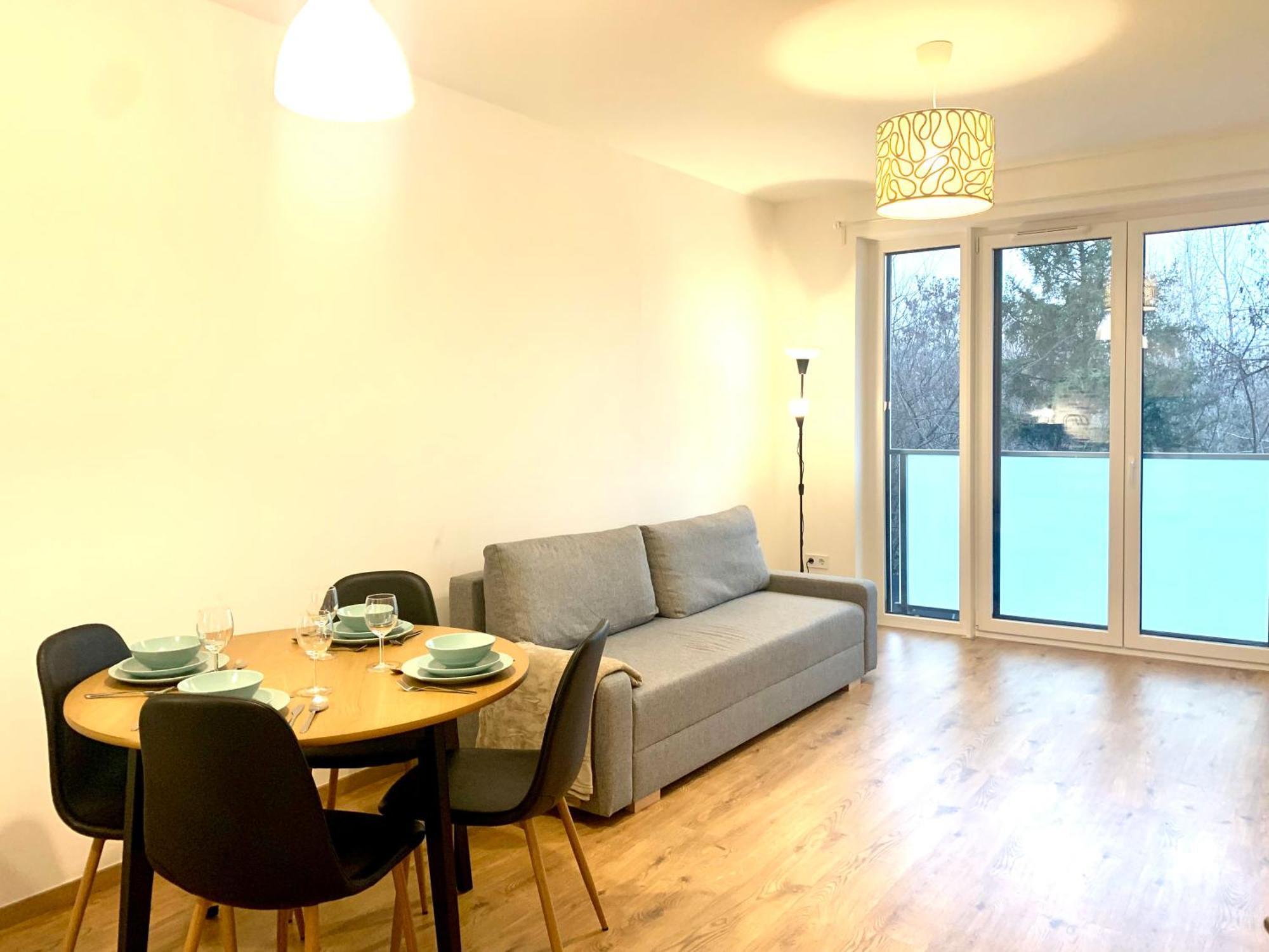 Westside Residence Apartment - Modern & Peaceful - Free Garage! Будапеща Екстериор снимка